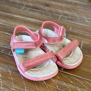 Native Kids Sparkly Pink Sandals